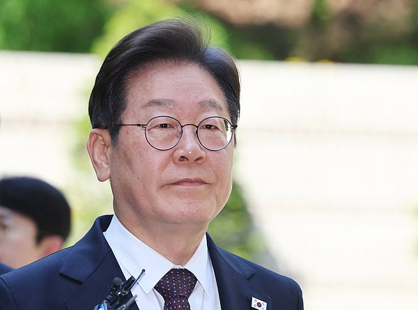 辉煌配资 李在明涉嫌违反《公职选举法》案将于15日进行首次重审公审